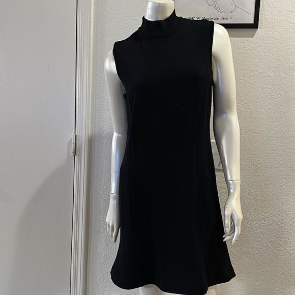 ST.JOHN DRESS SIZE 8 - Picture 3 of 11